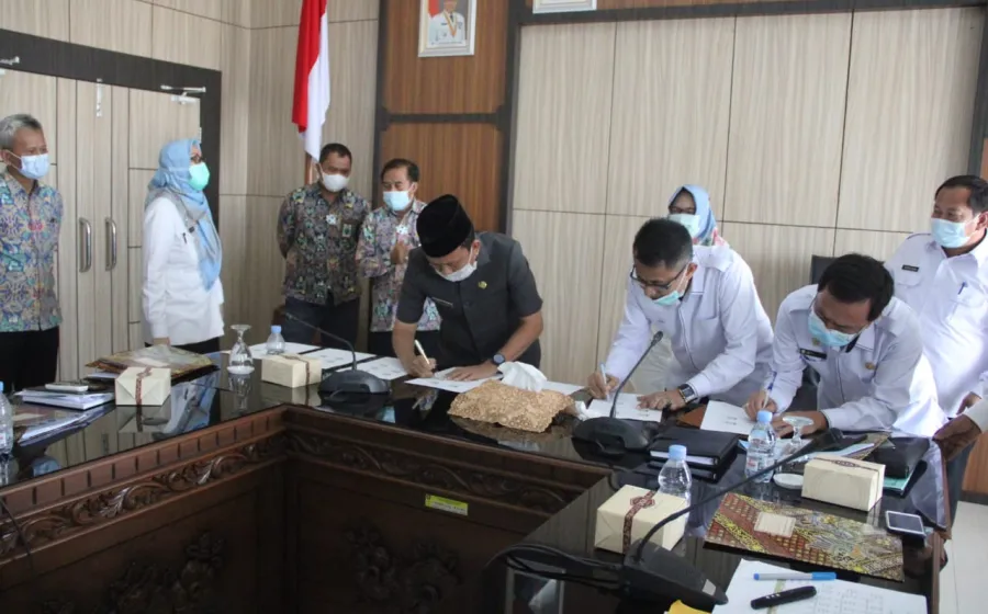 Penandatanganan PKS 4 Sekda, 2021 SPAM Regional Kobema Siap Beroperasi