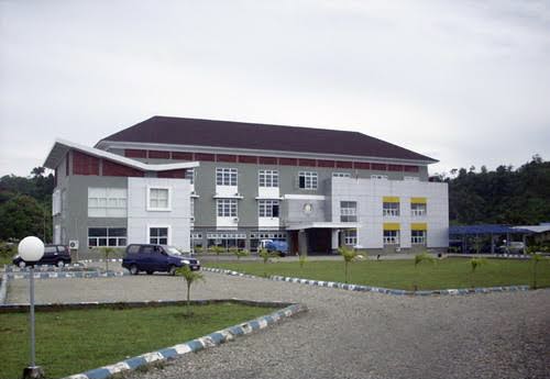 Kantor Bupati kabupaten Kaur (SbZ/GT)