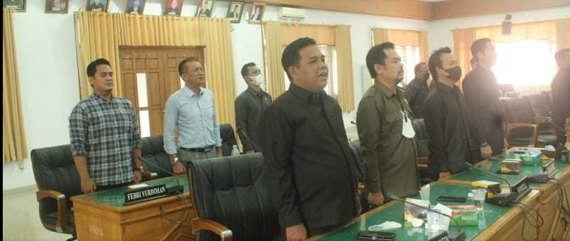 Bapemperda sampaikan Jawaban atas Pandangan Fraksi