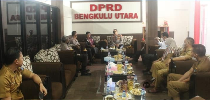 Ketua DPRD Sambut Kunjungan Silahturahmi Kapolres Bengkulu Utara