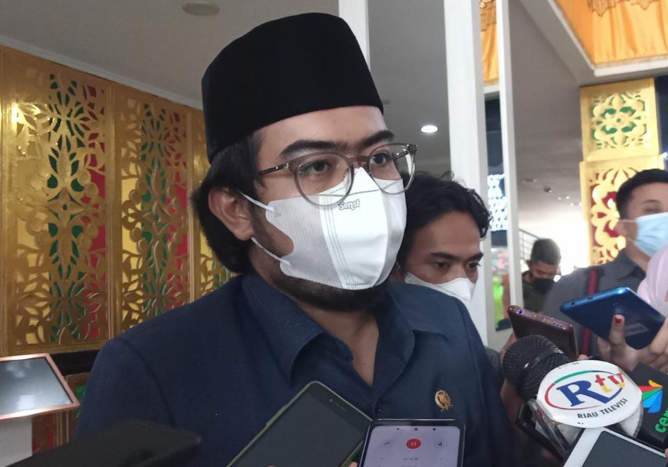 Wakil Ketua DPRD Pekanbaru Ginda Burnama