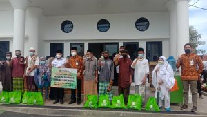 Sembako yang dibagikan dalam program CSR Bank Bengkulu itu sebanyak 500 paket