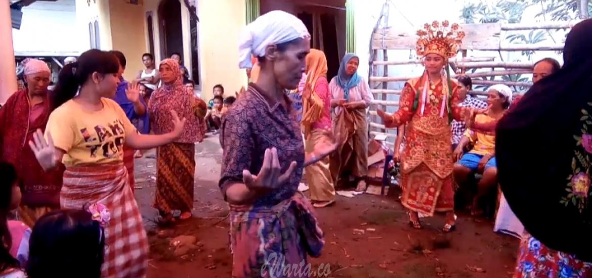 Kemiskinan, Penyebab Etnis Serawai Dicap Perambah
