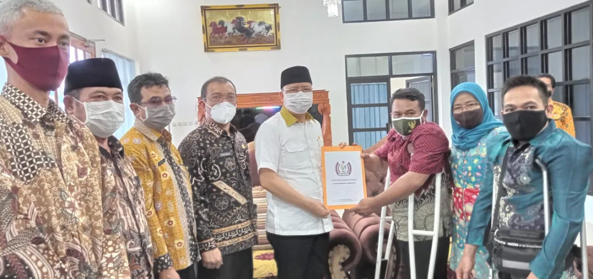 Gubernur Rohidin Siap Jadi Pembina Pelaku Usaha Disabilitas
