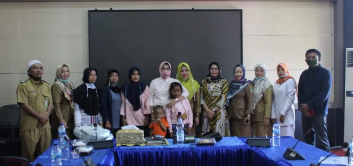 ANGGOTA DPRD BENTENG MENGADAKAN PERTEMUAN DENGAN ANAK-ANAK PENDERITA THELASEMIA