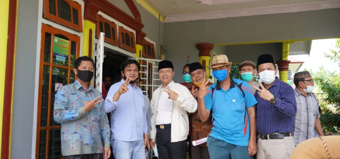 Petani Sawit Mukomuko: Lanjutkan !!Strategi Rohidin Dongkrak Harga Sawit Lebih Masuk Akal