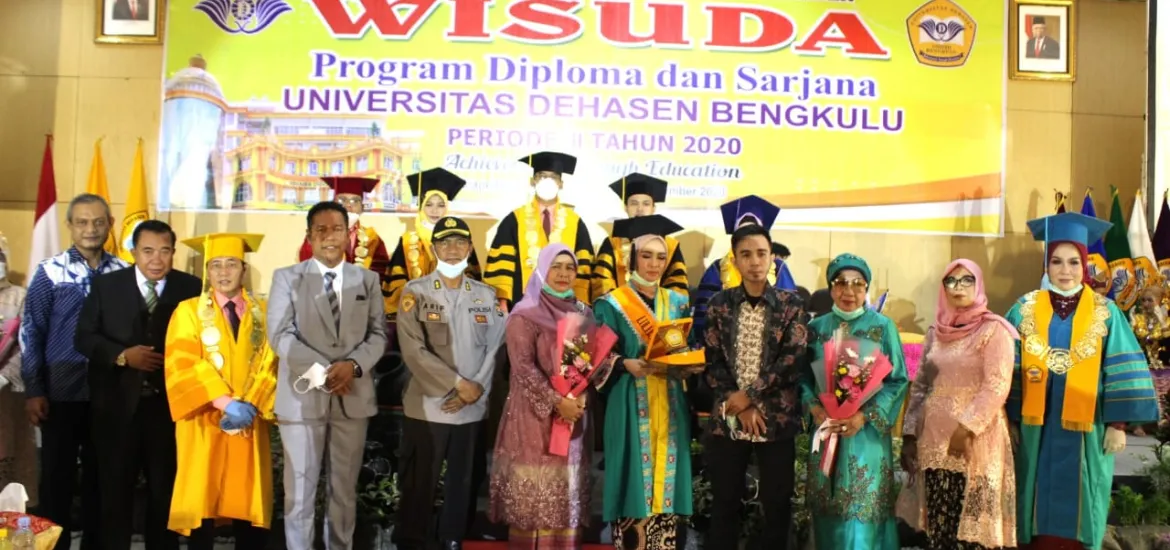 Wisuda Universitas Dehasen Bengkulu (UNIVED) Periode III Tahun 2020, Wagub Dedy: Saatnya Dunia Digenggam oleh Generasi Muda