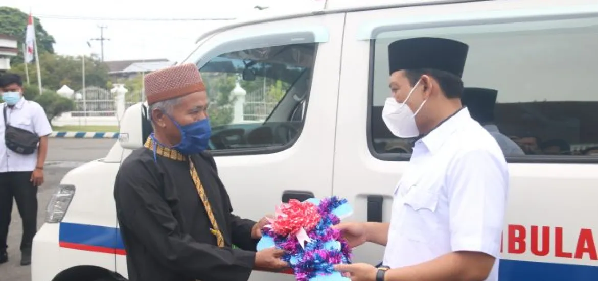 Komitmen Layani Masyarakat, Pemerintah Kota Berikan Ambulans Pinjam Pakai Untuk Paguyuban Pasundan