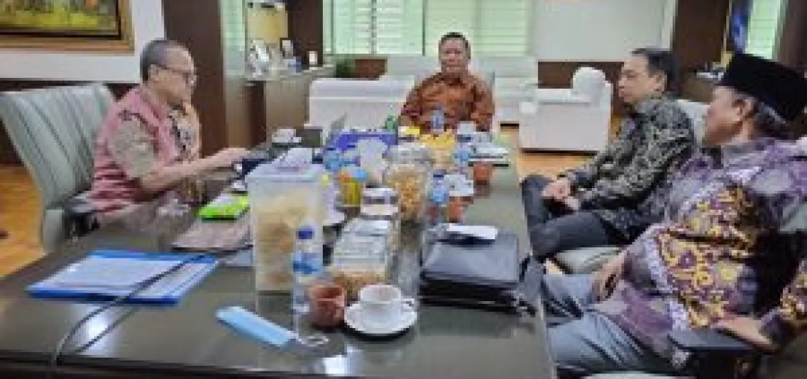 Sambangi Kementerian ESDM, Wawali Dedy Sampaikan Proposal Terkait PJU-TS dan Rooftop