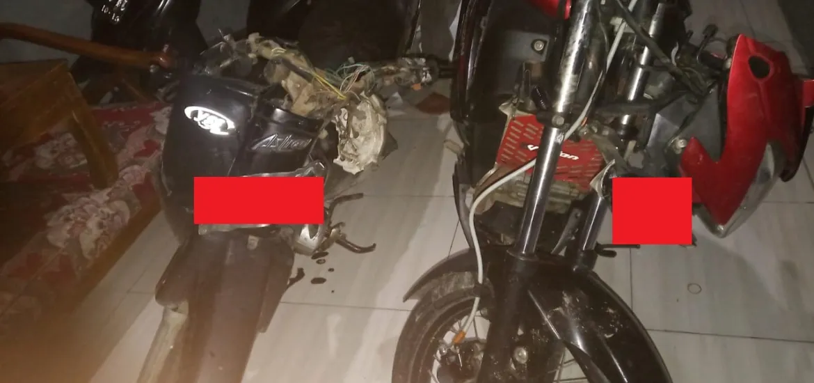 Terlibat Kecelakaan, Pengendara Tinggalkan Motor di TKP