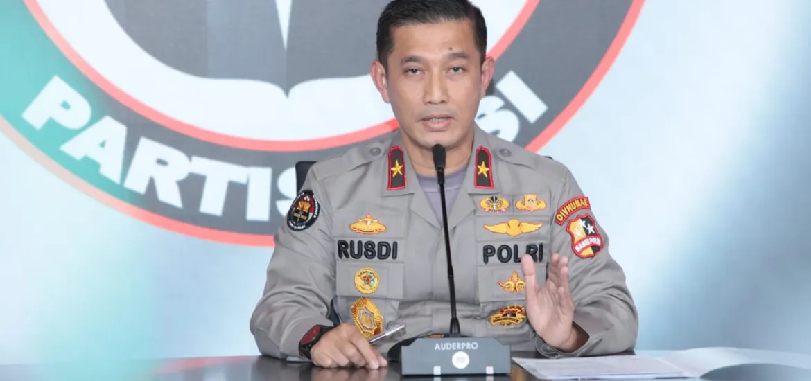 Beredar Video Bakar Bendera Merah Putih Polri sedang Selidiki, Polri : Diketahui Orang Aceh Domisili Malaysia