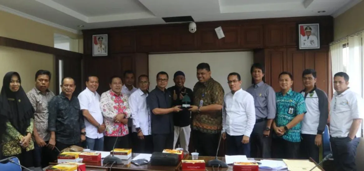 Komisi II DPRD Provinsi Riau Gelar Rapat Kerjasama Dengan Bappedalitbang