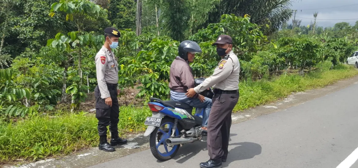 Cegah Kejahatan 3C, Polsek Bengko Rutin Gelar Razia Sajam dan Senpi
