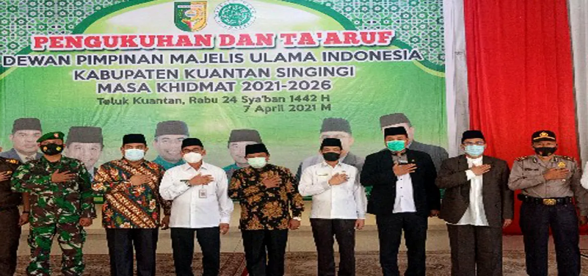 Bupati Kuantan Singingi Hadiri Pengukuhkan MUI Masa Khidmat 2020-2025