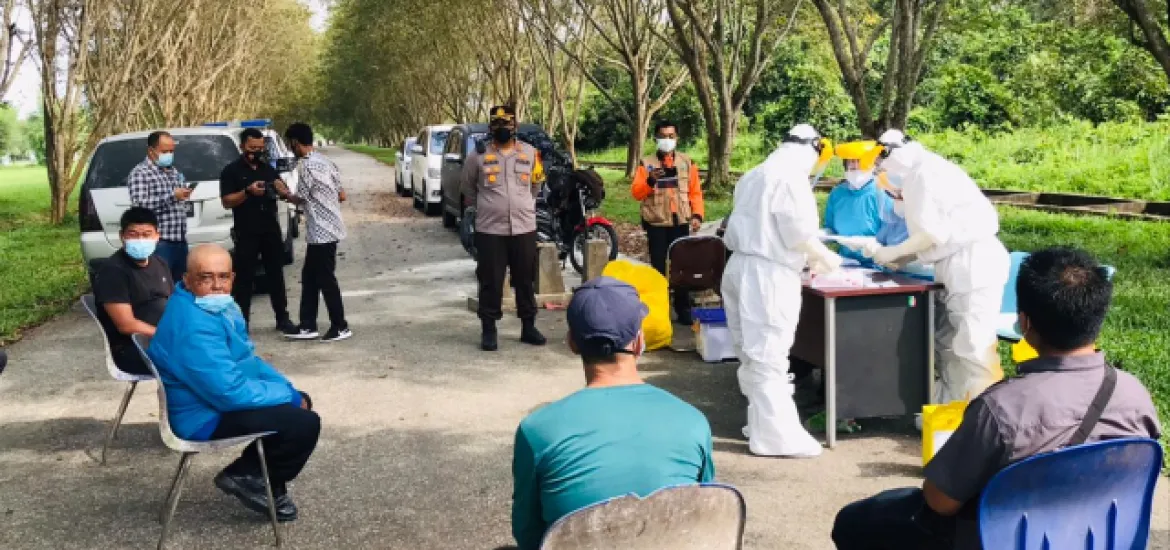 Lewat Jembatan TASL Siak, Warga dari Luar Daerah Langsung di Swab Antigen