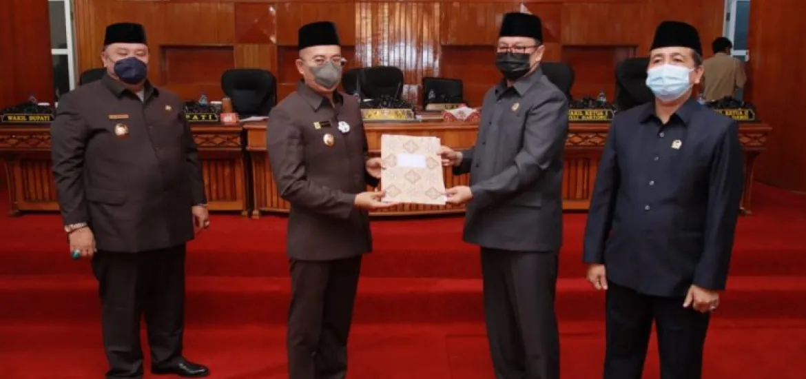 Rapat Paripurna Penyampaian Rekomendasi DPRD Terhadap LHP BPK RI