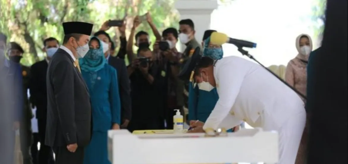 Andi Putra Jadi Bupati Kuansing Gantikan Ayahnya Usai Menjabat 2 Periode