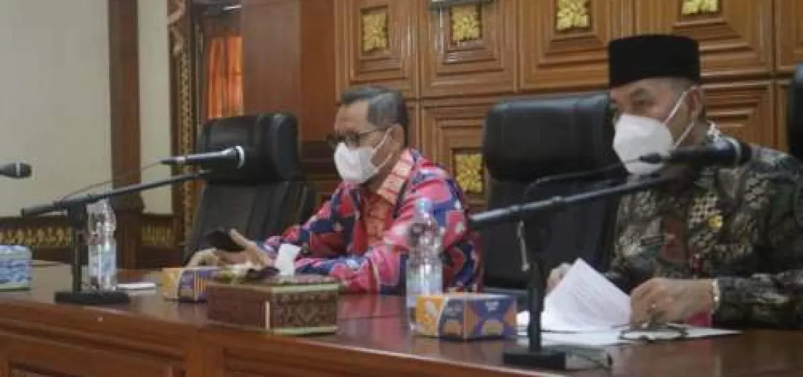 Pemerintah Kabupaten Siak bersama Pemprov Riau Laksanakan sosialisasi Pergub Nomot 77