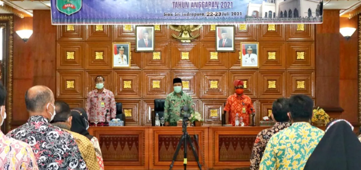 Wakil Bupati Siak Husni Merza Membuka Kegiatan Evaluasi Mandiri LPPD Kabupaten Siak Tahun 2020