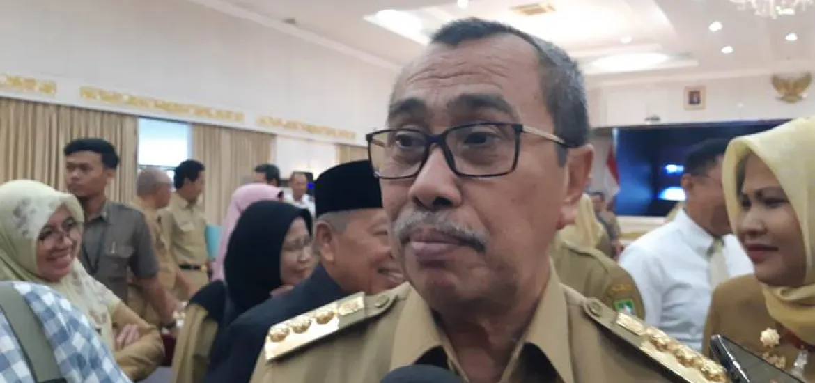 Gubernur Riau Lantik Kepala Dinas Perhubungan dan Kepala BPBD 