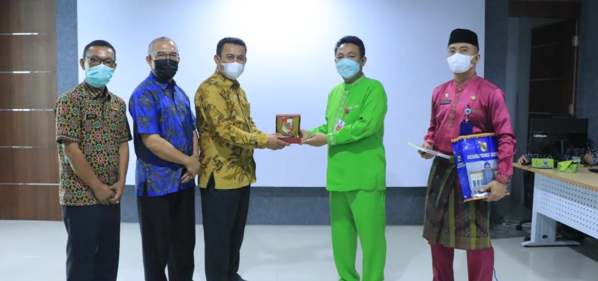 Diskominfotiksan Terima Kunjungan Kerja Pansus SPBE Tanah Datar