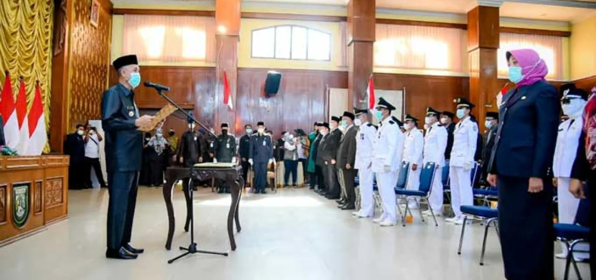 Pelantikan Pejabat Pimpinan Tinggi Pratama, Administrator dan Pengawas di Lingkungan Pemkot Dumai