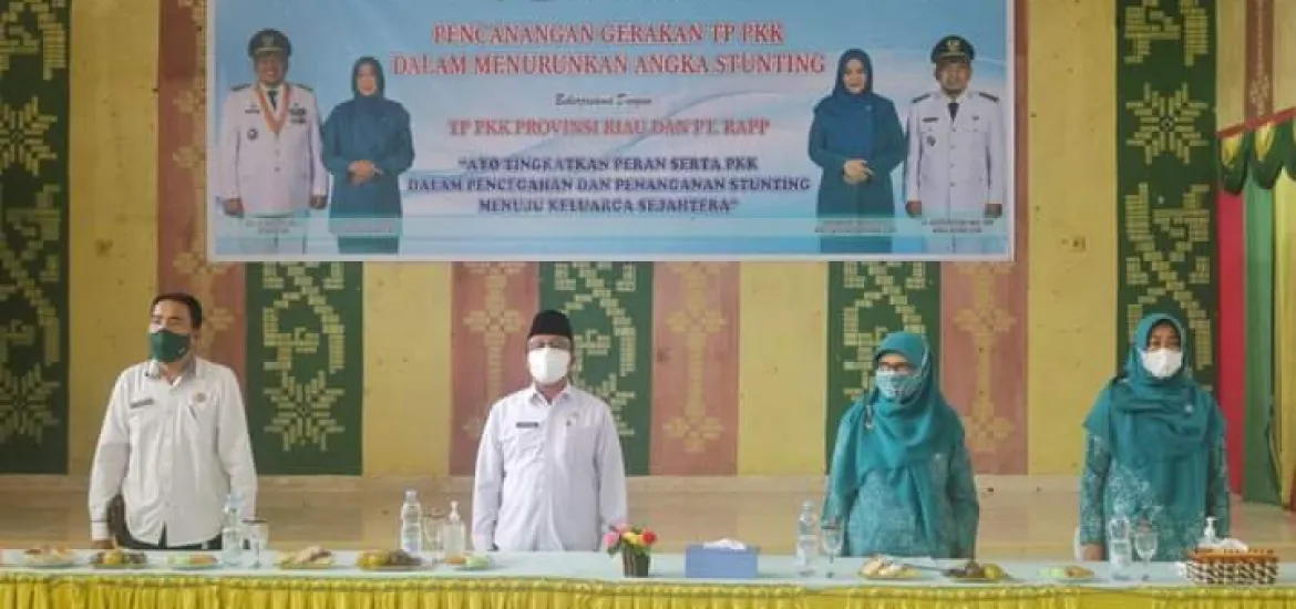 Sekda Arfan Usman Salurkan Bantuan Paket PMT Untuk Balita dan Ibu Hamil di Kandis