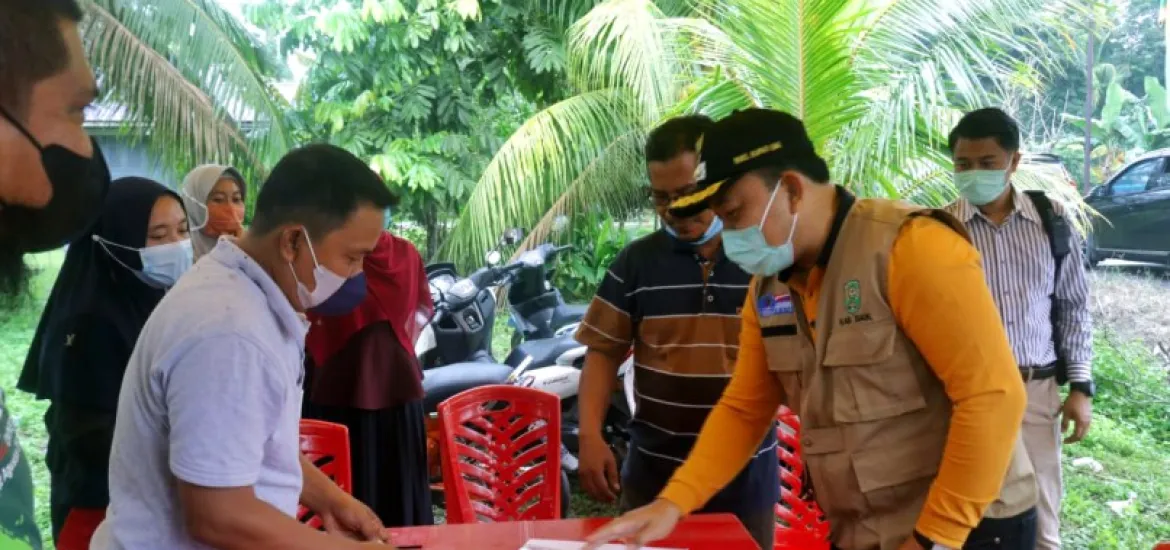 Wakil Bupati Siak lakukan Peninjauan Posko PPKM level 4 di Kecamatan Sungai Apit