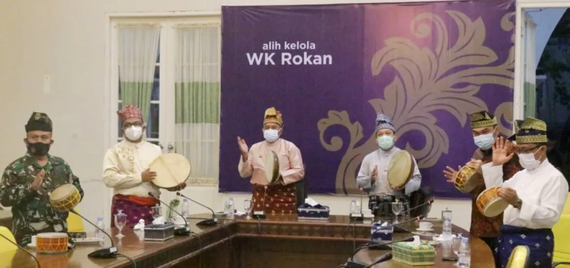 Bupati Siak Alfedri Beserta Unsur Forkopimda jadi saksi Alih Kelola Wilayah Kerja Rokan Secara Virtual