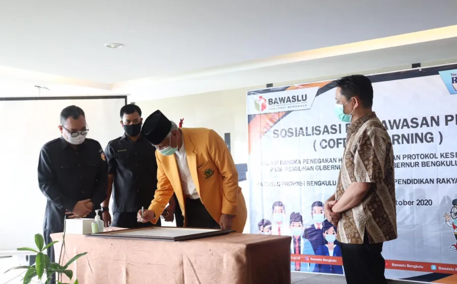 Pemprov Bengkulu Bersama Bawaslu Tingkatkan Sosialisasi Penegakan Hukum Penerapan Protokol Kesehatan