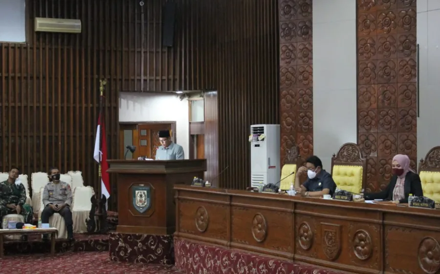 Penyampaian Nota Penjelasan Gubernur Bengkulu tentang Raperda  RAPBD 2021