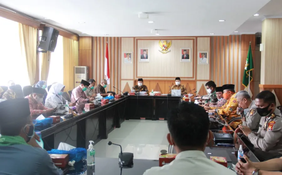 Penyampaian Nota Penjelasan Gubernur Bengkulu atas Usulan Raperda Adaptasi Kebiasaan Baru dalam Pencegahan Covid-19