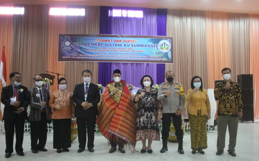 Wakil Gubernur Dedy Ermansyah Meminta Huria Kristen Batak Protestan (HKBP) Tingkatkan Toleransi Antar Sesama Umat Beragama.