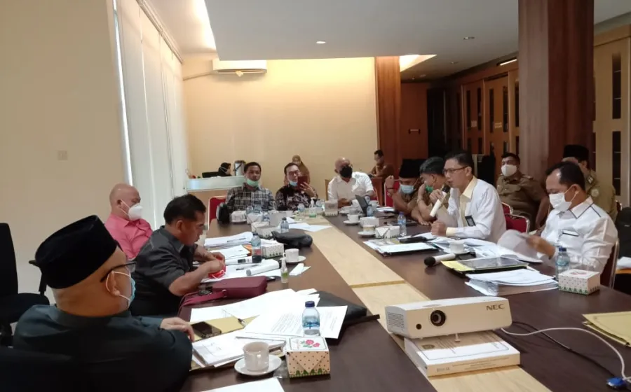 DPRD Provinsi Bengkulu Terima Berkas Perubahan PD Bimex ke Perseroda