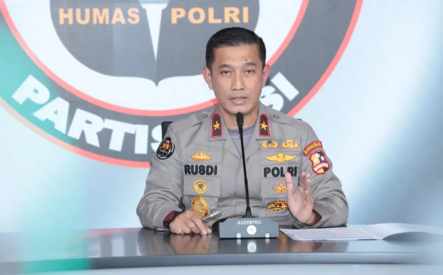 Beredar Video Bakar Bendera Merah Putih Polri sedang Selidiki, Polri : Diketahui Orang Aceh Domisili Malaysia