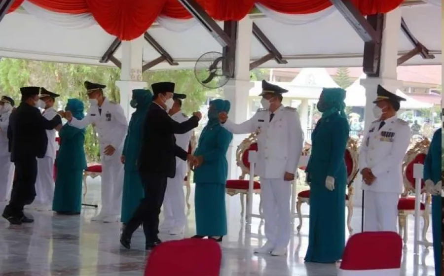 Pimpinan DPRD Provinsi Riau menghadiri acara pengambilan sumpah jabatan dan pelantikan Bupati dan Wakil Bupati