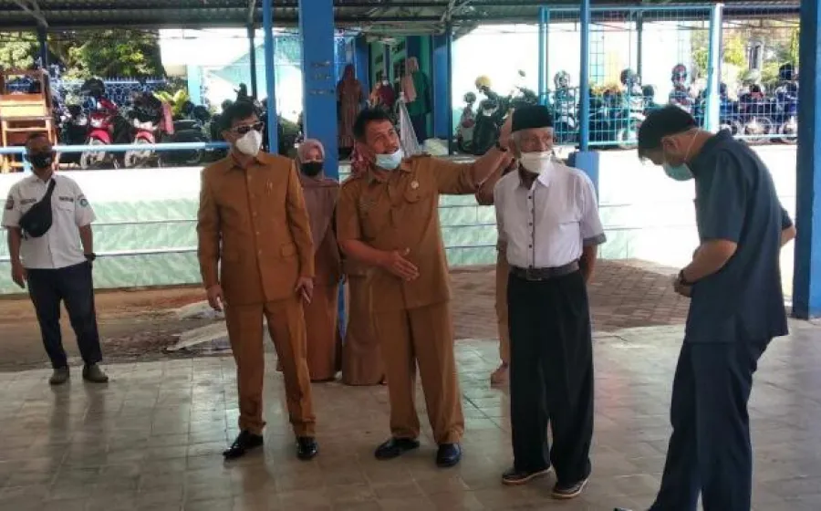 Sidak ke SMAN 5, Wakil Ketua II DPRD Provinsi Bengkulu Pastikan KBM Terapkan Protokol Kesehatan