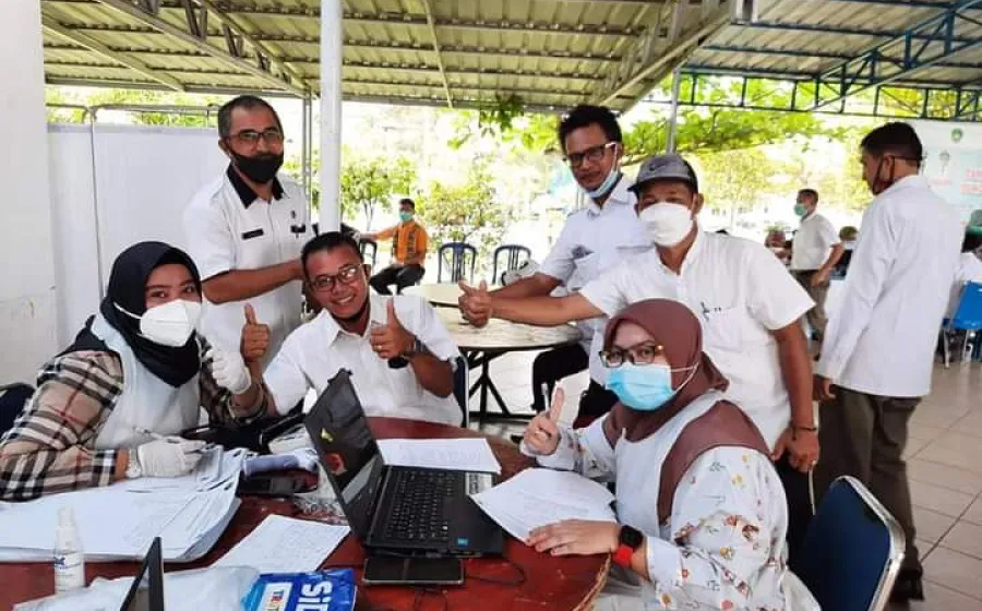 Seluruh ASN Dan Honorer Dinas PUPR Kota Bengkulu Menjalani Vaksinasi Covid-19