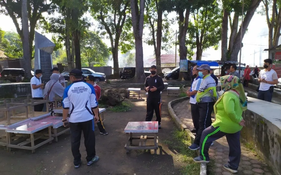 Repitalisasi dan Penataan Kembali Pasar kuliner, Bupati RL Pimpin Kegiatan Jum'at Bersih di Kawasan Pasar Kuliner Curup