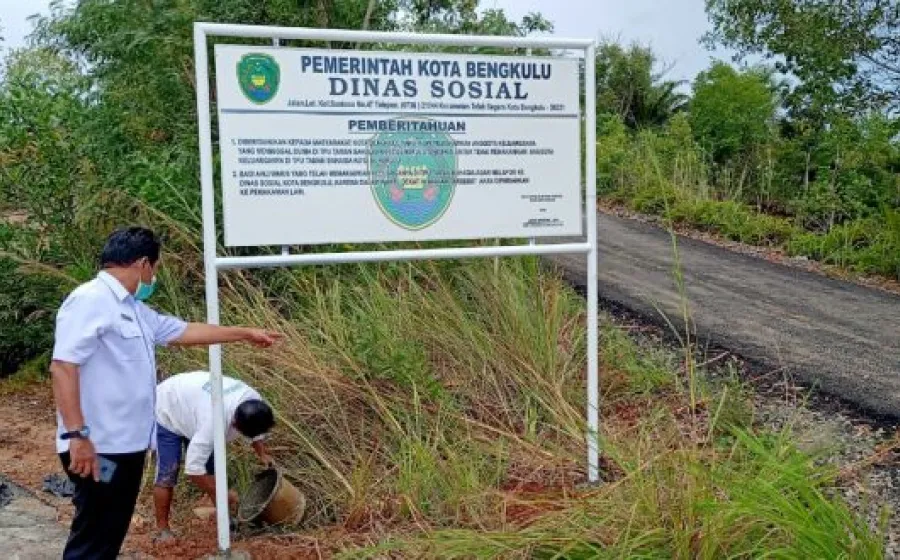Permudah Pendataan Ahli Waris, Dinas Sosial Kota Bengkulu Pasang Plang di Pemakaman Pemkot