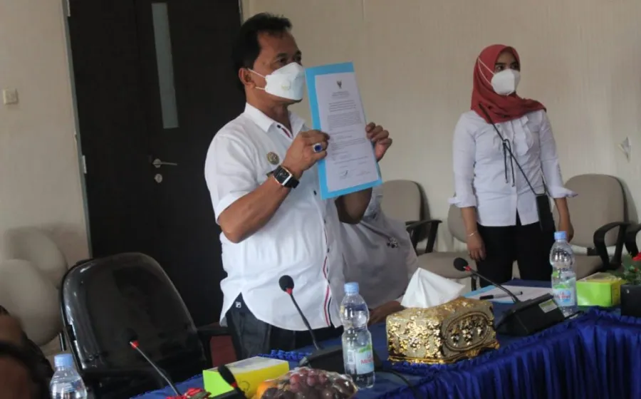 Bupati Ferry Ramli Terima LHP Kinerja SPBE dari BPK RI