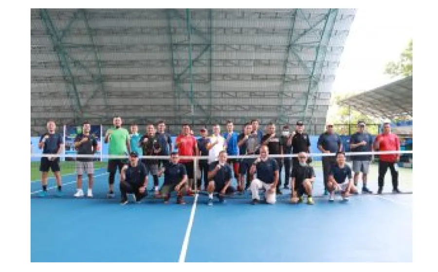 DPRD Provinsi Riau Menggelar Acara Persahabatan Tenis Seluruh Forkompinda Provinsi Riau