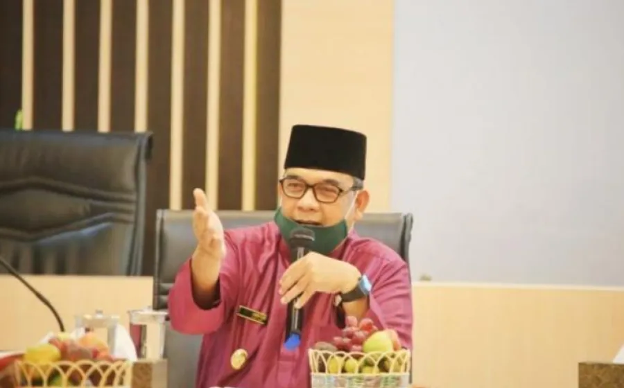 Wagubri Hadiri Rapat Paripurna DPRD Provinsi Riau Tutup Masa Sidang II