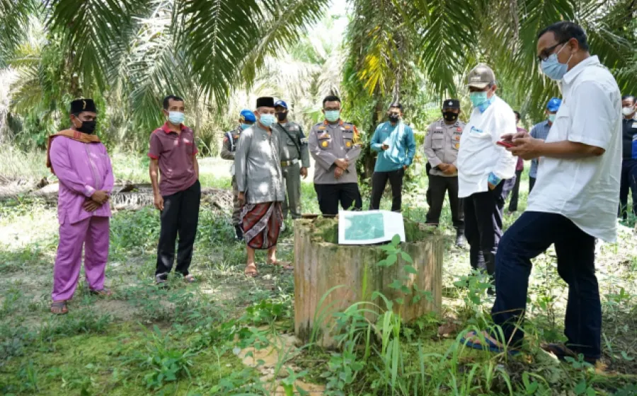 Bupati Alfedri Tinjau Perbatasan Siak - Kampar di Kampung Rantau Bertuah