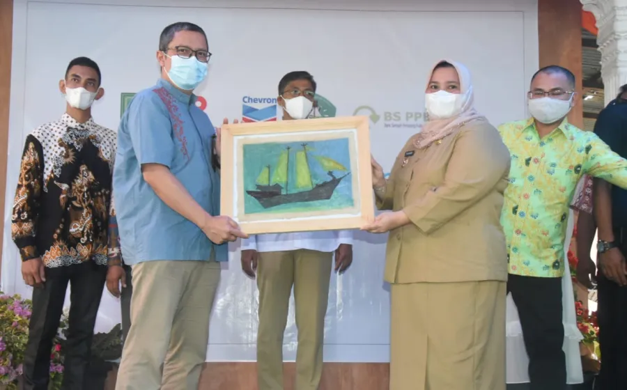 Bupati Kasmarni Launching Forum Bank Sampah Kabupaten Bengkalis