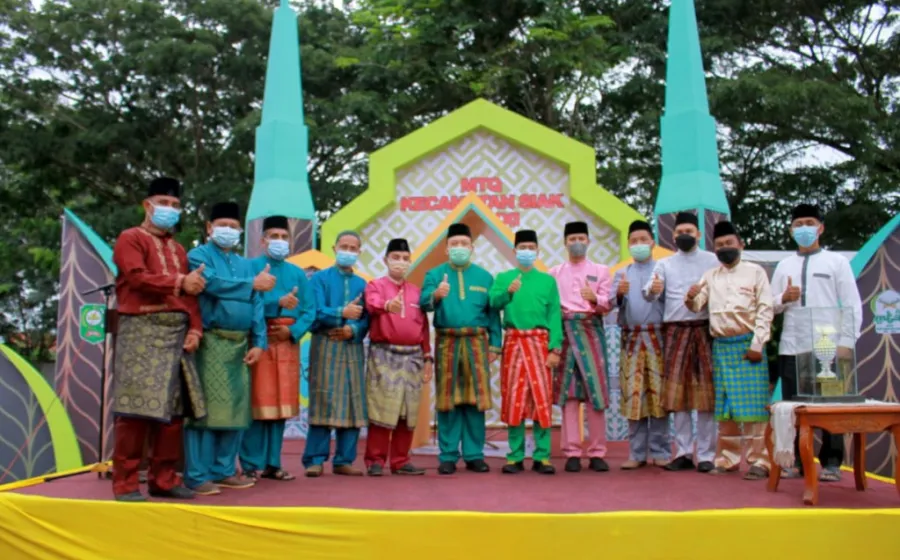 Wakil Bupati Siak Husni Merza Resmi menutup Musabaqoh Tilawatil Quran Tingkat Kecamatan Siak ke 21