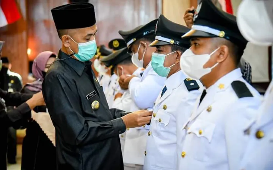Walikota Dumai Lantik 16 Plt Kepala OPD Dan 5 Pejabat Tinggi Pratama Defenitip