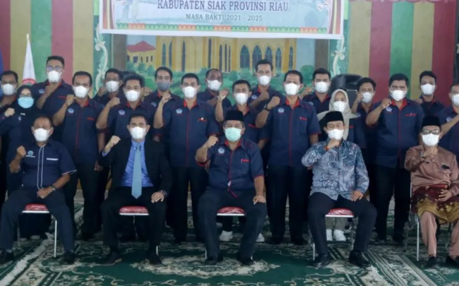 Pelantikan Pengurus Ikatan Sarjana Olahraga Indonesia (ISORI) Bupati Siak Alfedri Berharap ISORI Membuat Terobosan Mutu Olahraga di Kab Siak