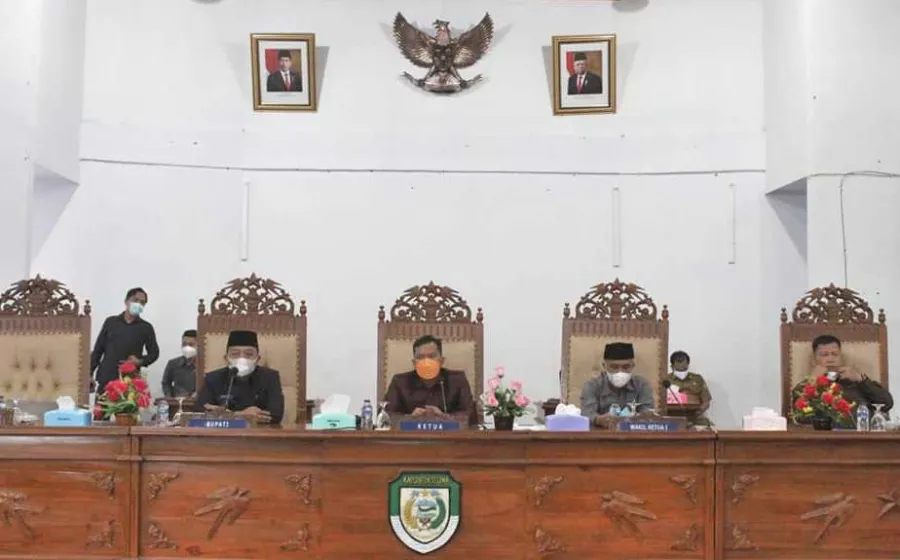 Paripurna DPRD Seluma Pendapat Akhir Fraksi-Fraksi Terhadap Tiga Raperda